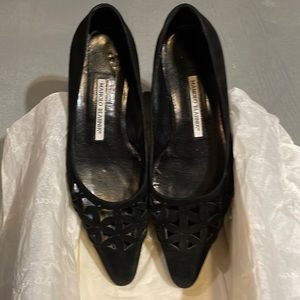 Pointy Toe Black Suede flats